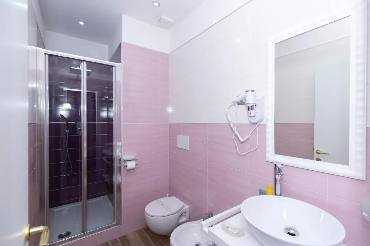 Affittacamere Hotel Violetta Lido di Ostia